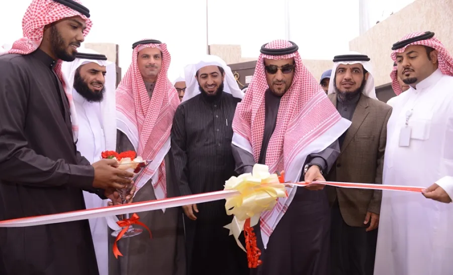 معالي مدير الجامعة يفتتح المرصد الفلكي - 