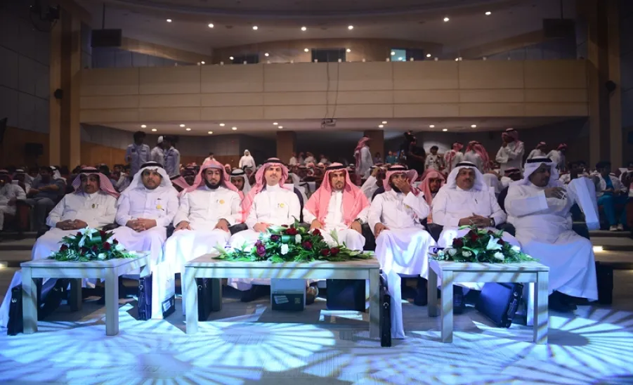 معالي مدير الجامعة يرعى حفل ختام الأنشطة الطلابية بالجامعة -  
