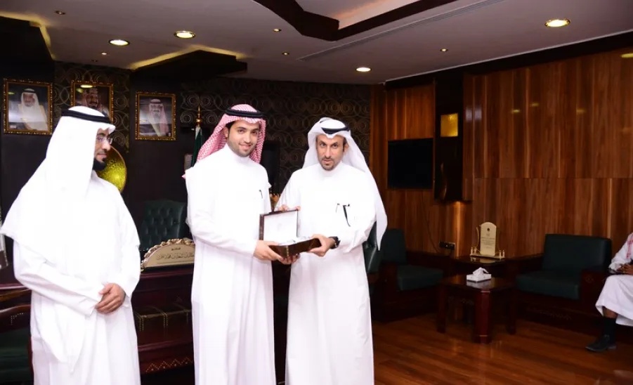 معالي مدير الجامعة يلتقي بمنسقي المؤتمر العلمي السادس - 