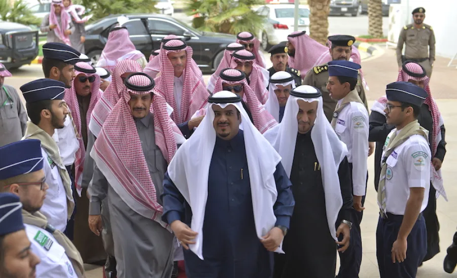 نائب أمير منطقة الرياض يشرف الجامعة خلال جولته التفقدية لمحافظة المجمعة  - 