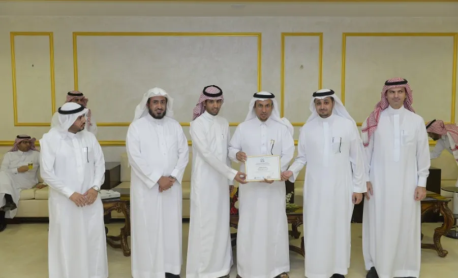 معالي مدير الجامعة يكرم الجهات المساهمة في حصول الجامعة على جوائز التميز في جنيف - 