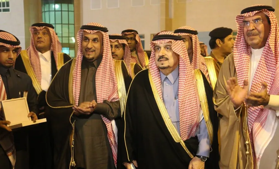 سمو أمير منطقة الرياض يفتتح مشروع كلية العلوم والدراسات الإنسانية بالغاط - 