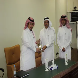 قسم المحاسبة يقيم لقاء تعريفي بشركة ارنست و ينغ Ernest and Young
