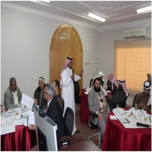 حلقة النقاش الثانية  حول الخطط الدراسية بالكلية