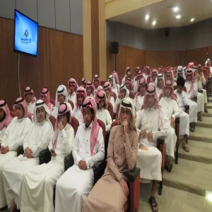 طلاب الكلية تشارك  في لقاء المعالى مع الطلبة المستجدين