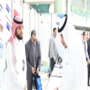 كلية إدارة الأعمال تشارك بالمعرض المصاحب لملتقى الدراسات العليا والبحث العلمي