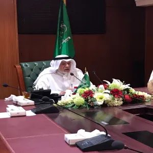 معالي وزير العمل السابق الأستاذ الدكتور علي النملة في ضيافة الجامعة