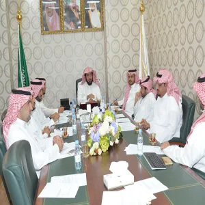 لجنة التنظيم والتطوير الإداري تعقد اجتماعها الأول