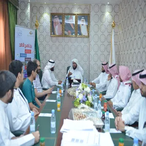 وكيل الجامعة يستقبل أعضاء برنامج (قائد)