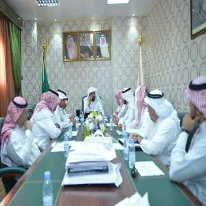 وكيل الجامعة يترأس الاجتماع السادس للجنة التحضيرية لمشروعات الجامعة الانشائية