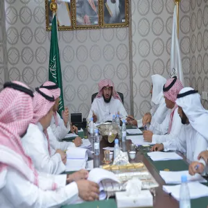 برئاسة سعادة وكيل الجامعة اللجنة التحضيرية للمشروعات الانشائية تعقد اجتماعها الدوري الثالث