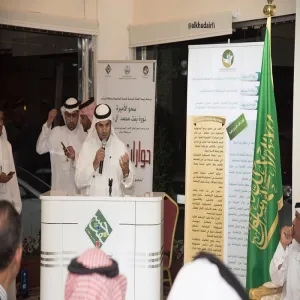 الجامعة ممثلة في مرصد المسؤولية الاجتماعية ترعى المعرض التشكيلي " حوارات بصرية "