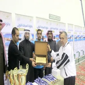عمادة  شؤون الطلاب تختتم بطولة جامعة المجمعة الأولى للسباحة