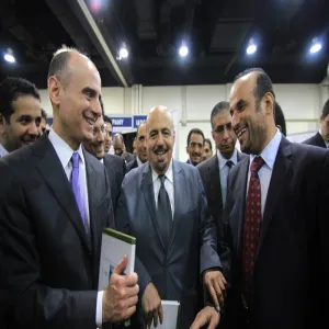 وفود رسميه تزور جناح الجامعة ضمن فعاليات يوم المهنة بواشنطن