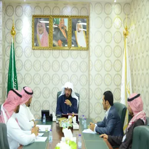 وكيل الجامعة د. مسلم بن محمد الدوسري يتابع سير أعمال مكتب إدارة المشاريع