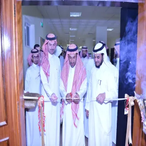 معالي مدير الجامعة يدشن تحديث مركز البيانات (DATA CENTER) وباقة من مشاريع عمادة تقنية المعلومات