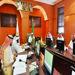 فريق تطوير كلية المجتمع برئاسة د. الركبان في ضيافة معالي مدير الجامعة