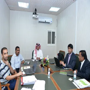 سعادة وكيل العمادة للشؤون الفنية يعقد لقاء مع مسؤولي شركة إديوتك  (EDUTECH)  الشركة الرائدة في توفير الحلول التعليمية التكنولوجية