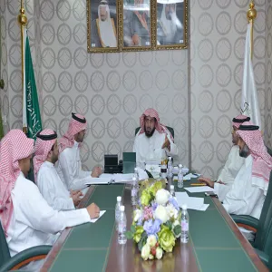 لجنة التنظيم والتطوير الإداري تعقد اجتماعها الأول