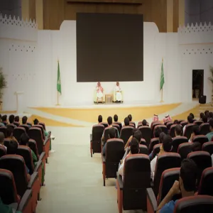 لقاء سعادة عميد كلية العلوم الطبية التطبيقية مع الطلاب
