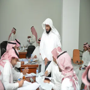 سعادة وكيل الجامعة رئيس لجنة الترقيات والمسابقات يتفقد سير العمل في لجان المطابقة في المسابقة الوظيفية  برماح