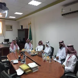 فريق أتمتة اجراءات العمل بالجامعة يعقد اجتماعه الرابع