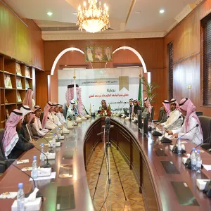 معالي مدير الجامعة يدشن النظام الالكتروني للتشغيل والصيانة