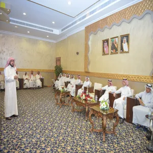 معالي مدير الجامعة يلتقي بوكلاء الجامعة وعمداء الكليات والعمادات المساندة ومدراء الإدارات لمناقشة مستويات التقارير السنوية