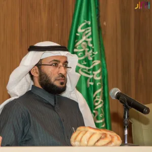 عمادة شؤون الطلاب تطلق برنامج قائد