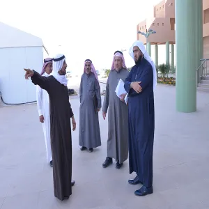 وكيل الجامعة يتفقد مرافق الجامعة في المدينة الجامعية بالمجمعة