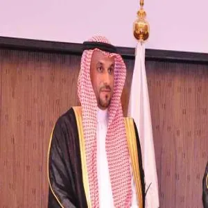 وكالة الجامعة للشؤون التعليمية تهنئ معالي مدير الجامعة على الثقة الملكية بالتجديد