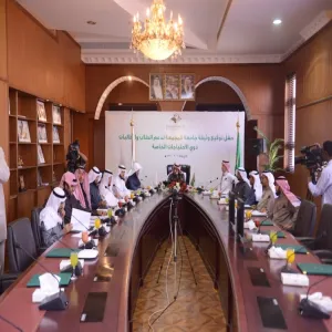 معالي مدير الجامعة يعتمد وثيقة دعم الطلاب والطالبات ذوي الاحتياجات الخاصة ويدشن بوابة وصول