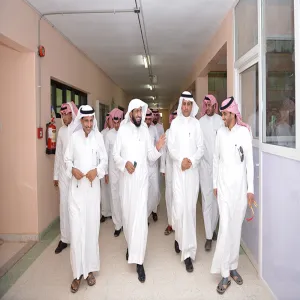 وكيل الجامعة يقوم بزيارة تفقدية للإدارة العامة للتشغيل والصيانة وإدارة المشروعات والشؤون الفنية