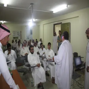 محاضرة عن فيروس "كورونا" في كلية الهندسة