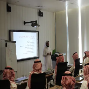 كلية التربية بالزلفي تقيم دورة " التحسين المستمر بمنهجية الكايزن "