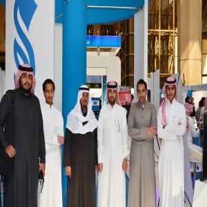 عمادة شؤون الطلاب تنظم زيارة طلابية إلى معرض أسبوع المهنة والخريج