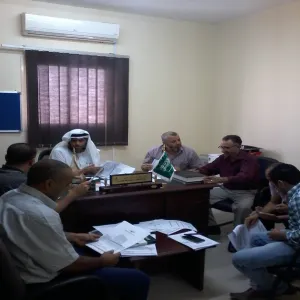 وحدة الخطط والبرامج بقسم أدارة الأعمال تطلع على توصيفات المقررات‎