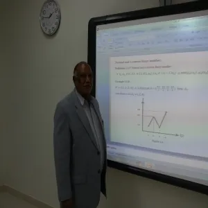 قسم الرياضيات يقيم ندوة علمية بعنوان الانتقال الحراري خلال اسطح متحركة