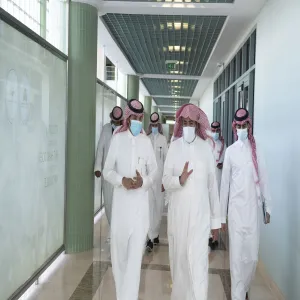 VICE-RECTOR IN A MEETING WITH GRADUATE STUDENTS OF COLLEGE OF APPLIED MEDICAL SCIENCE