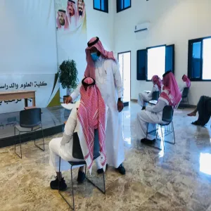 The dean's tour of inspection to exam classrooms