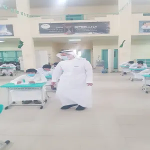 سعادة العميد يتفقد قاعة الإختبار النهائي وسط الإجراءات الإحترازية