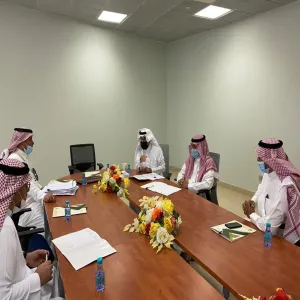 المجلس الاستشاري لمدارس رواد الجامعة يعقد جلسته الثالثة