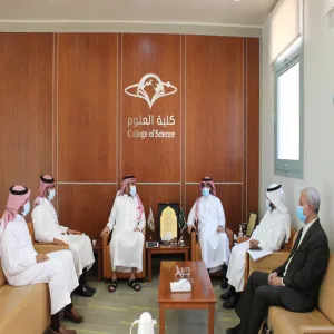 Accreditation working team visits College of Science to check Mathematics Program