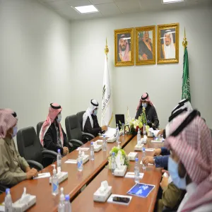 برئاسة رئيس الجامعة لجنة التعاملات الإلكترونية تعقد اجتماعها الثاني للعام الجامعي الحالي 1443هـ