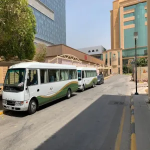 إستمرار خدمات نقل طالبات الإمتياز والتدريب الميداني والتطبيق العملي