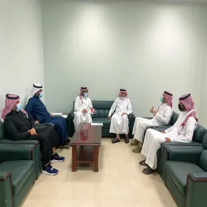 زيارة فريق العمادة لإدارة التخطيط الإستراتيجي ضمن برنامج تقويم الإدارات 1443هـ