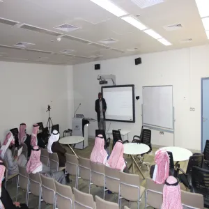 وحدة التدريب تقيم دورة بعنوان أسس كتابة التقارير الإدارية