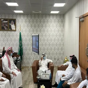 لقاء وكيل الجامعة للدراسات العليا والبحث العلمي بالطلاب المخترعين