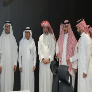رئيس الجامعة يدشن مركز جامعة المجمعة لإدارة التحكم بالمباني