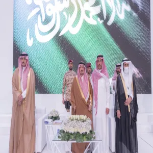 برعاية صاحب السمو الملكي الأمير فيصل بن بندر - أمير منطقة الرياض - الجامعة تقيم حفل تخريج الدفعة الثالثة عشرة من طلابها